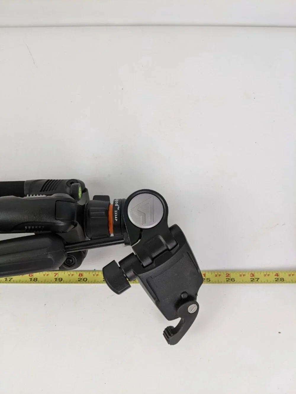 Vanguard Espod Plus 233AP Aluminum Alloy Tripod w/ Carrying Bag